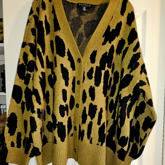 Eloquii Animal Print, Leopard Cardigan - SIze 18 - Picture 2 of 2
